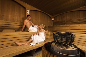 Hot tub, body treatments, hydrotherapy, thalassotherapy