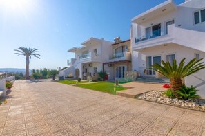 บริเวณภายนอก