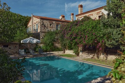 Alacati Zeytin Konak Hotel