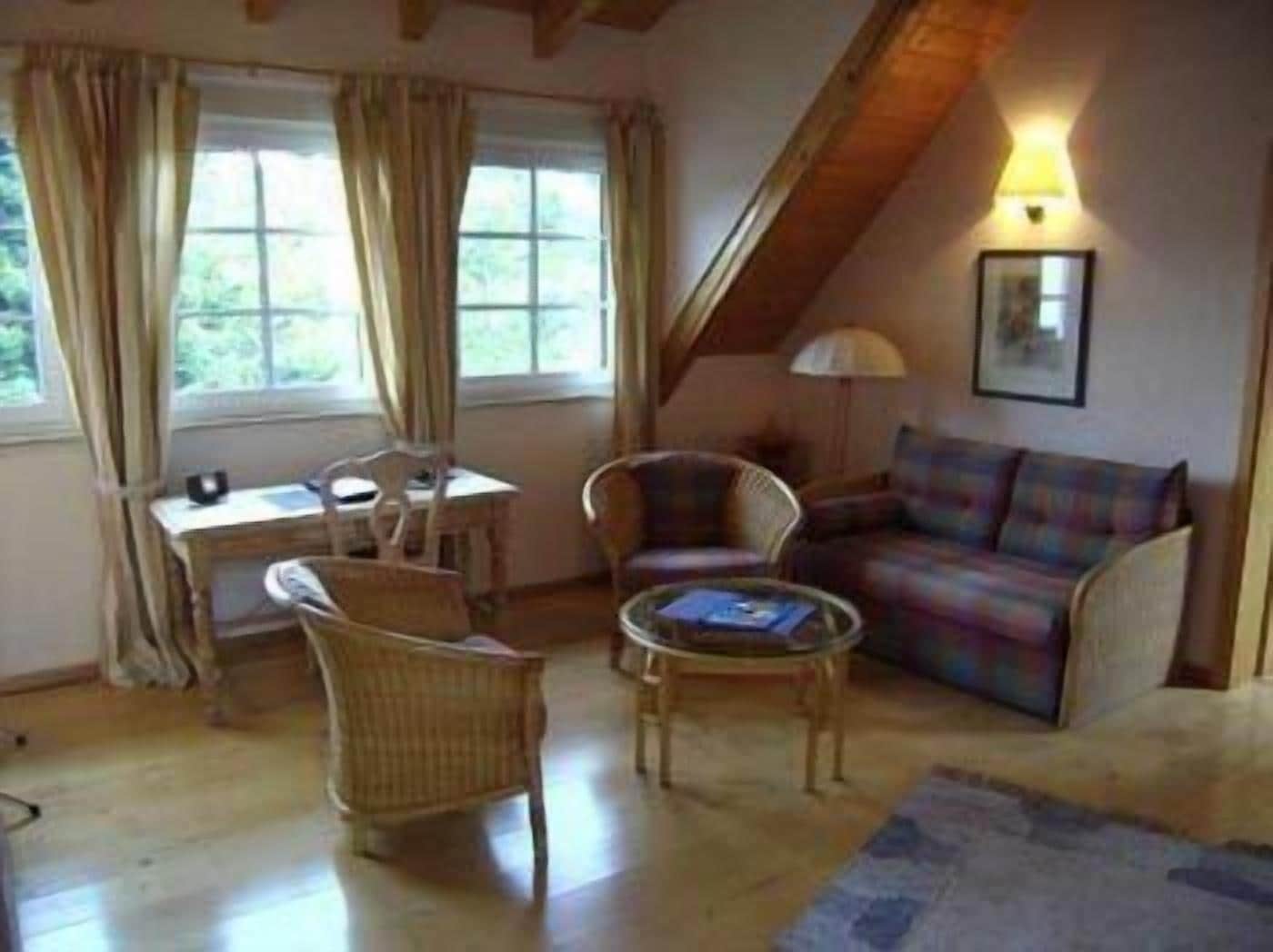 Værelse til 3 personer | Stue | Tv