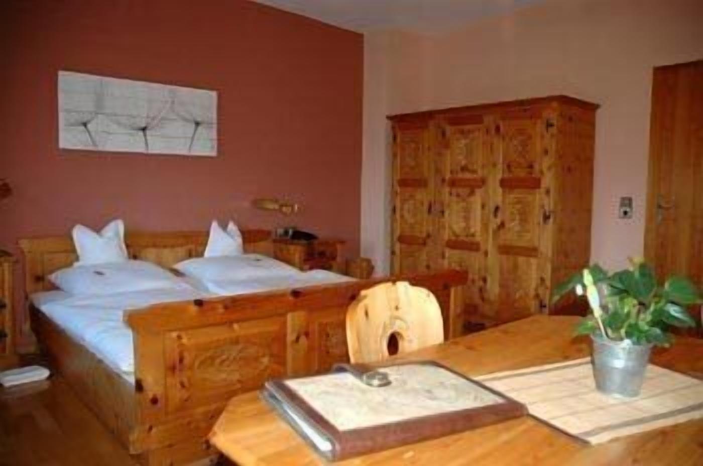 minibar, in-room safe, iron/ironing board, free wifi