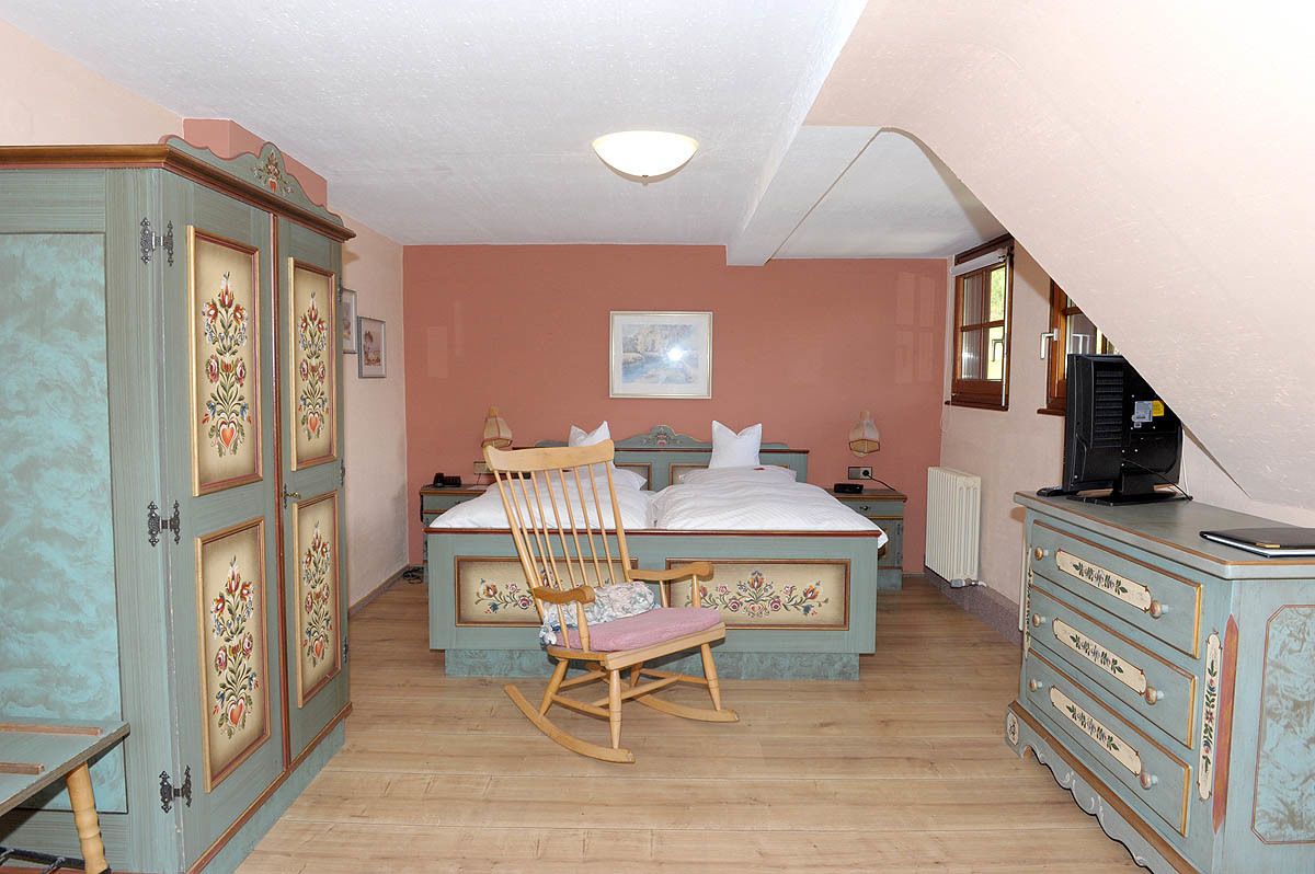 minibar, in-room safe, iron/ironing board, free wifi