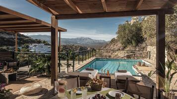 Villa, 3 soverom, privat basseng, sjøutsikt | Terrasse/patio