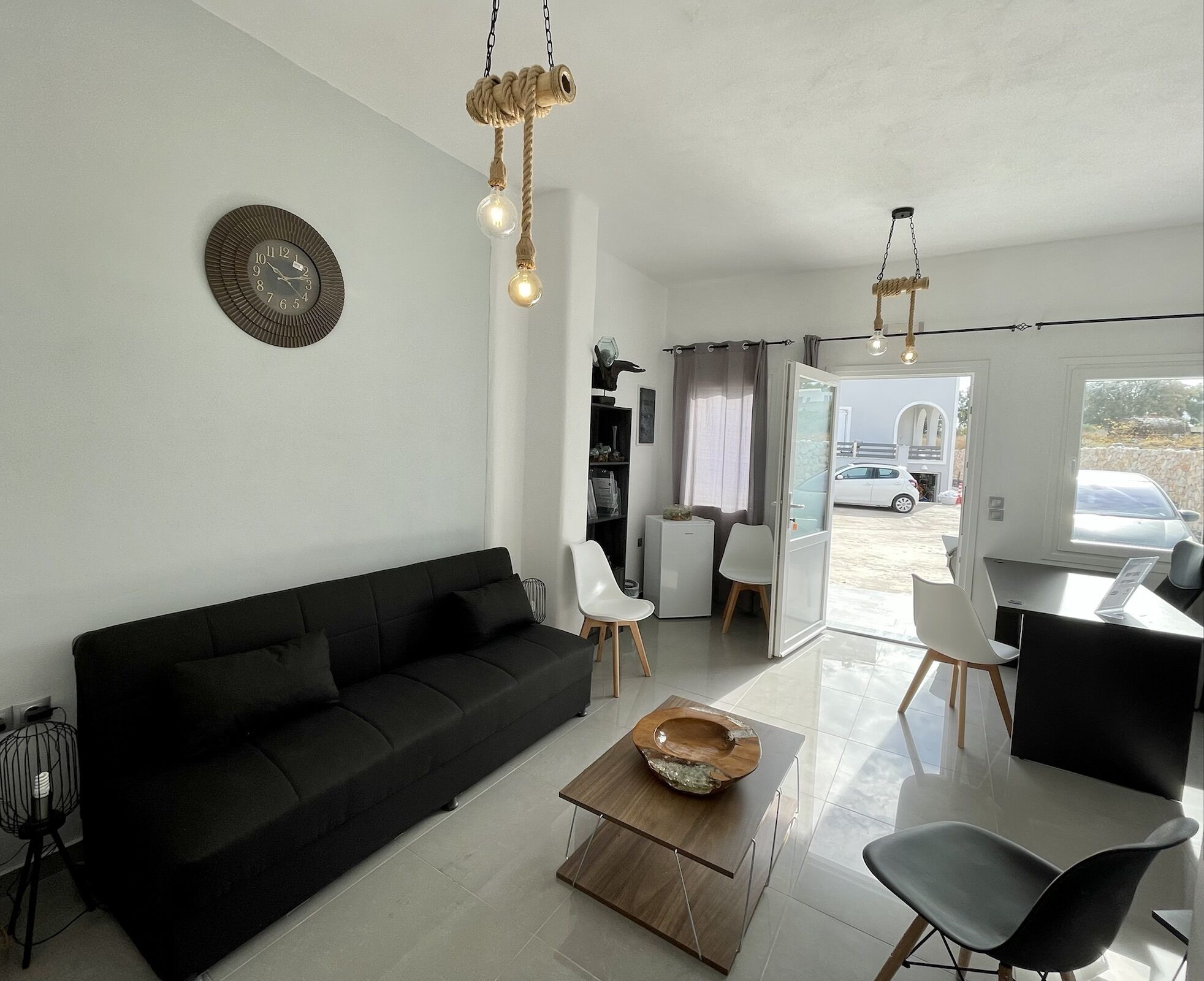 Télévision LED de 22 pouces avec chaînes par câble, télévision