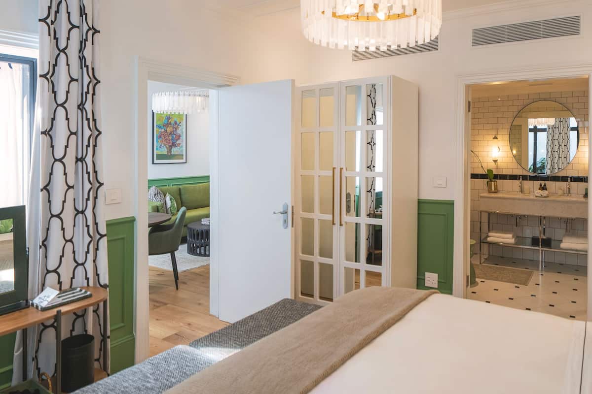 Two-Bedroom Stable Suite | 2 bedrooms, premium bedding, minibar, in-room safe