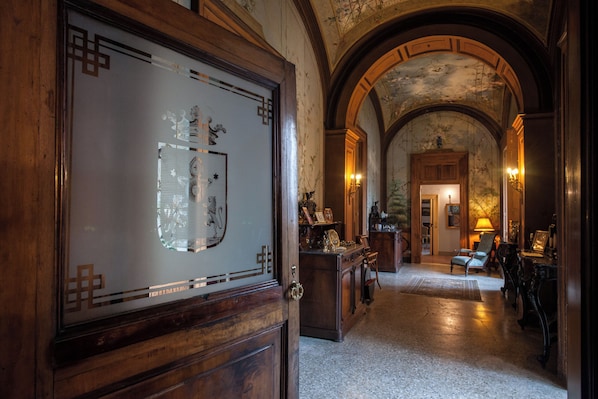 Vestibule