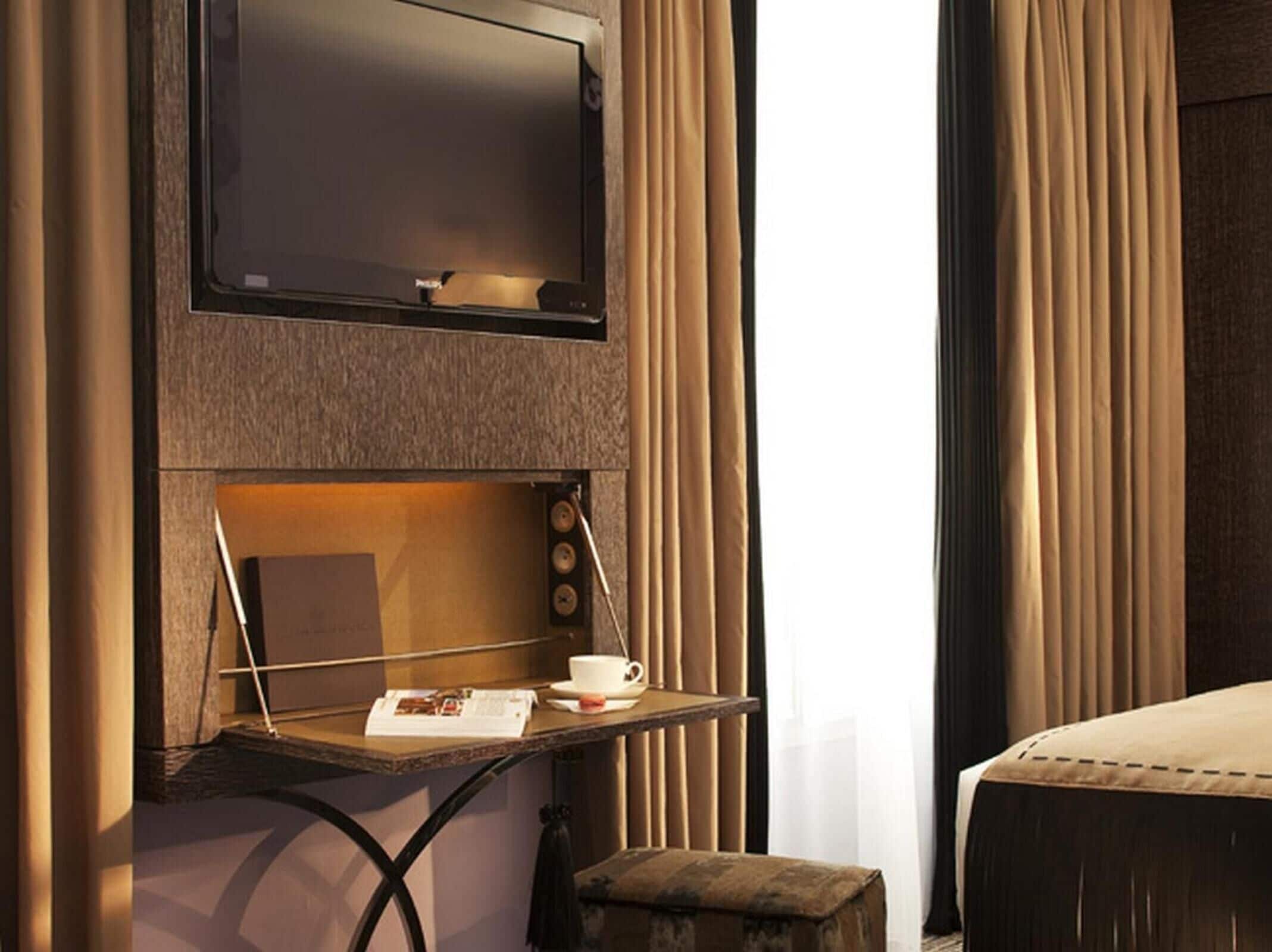 1 bedroom, premium bedding, select comfort beds, minibar