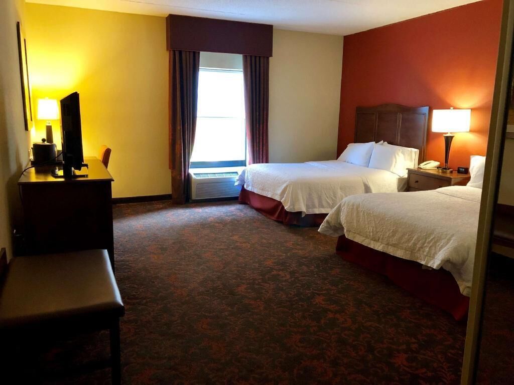 In-room safe, iron/ironing board, free cribs/infant beds