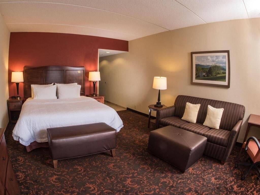 In-room safe, iron/ironing board, free cribs/infant beds