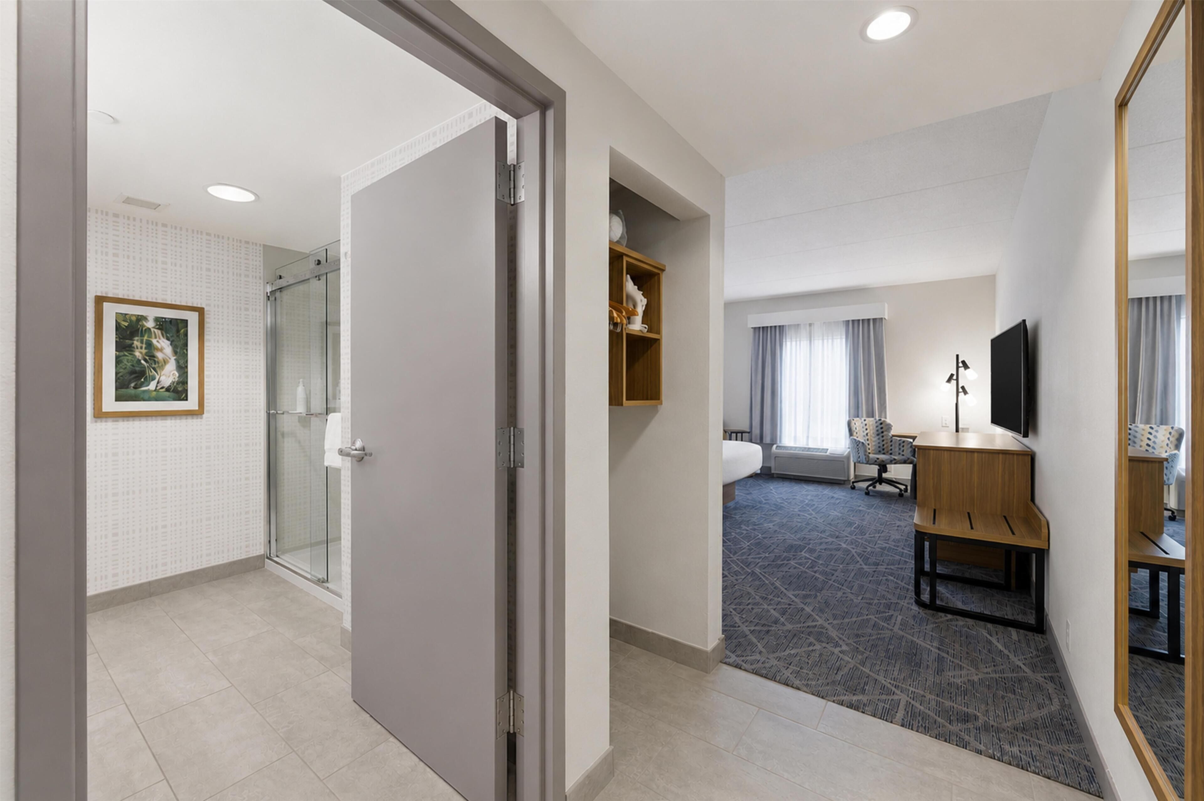 In-room safe, iron/ironing board, free cots/infant beds