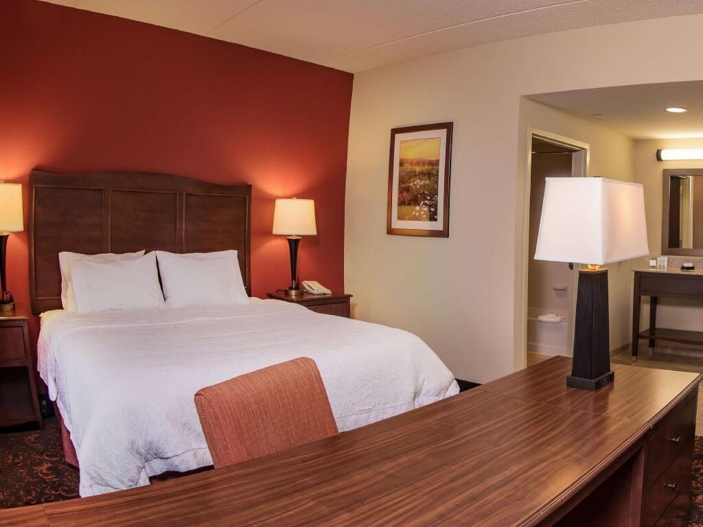 In-room safe, iron/ironing board, free cribs/infant beds