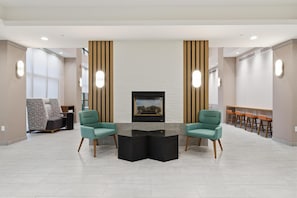 Lobby - Hampton Inn & Suites Woodstock, VA (Woodstock)