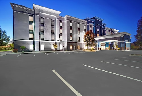Hampton Inn & Suites Syracuse Dewitt