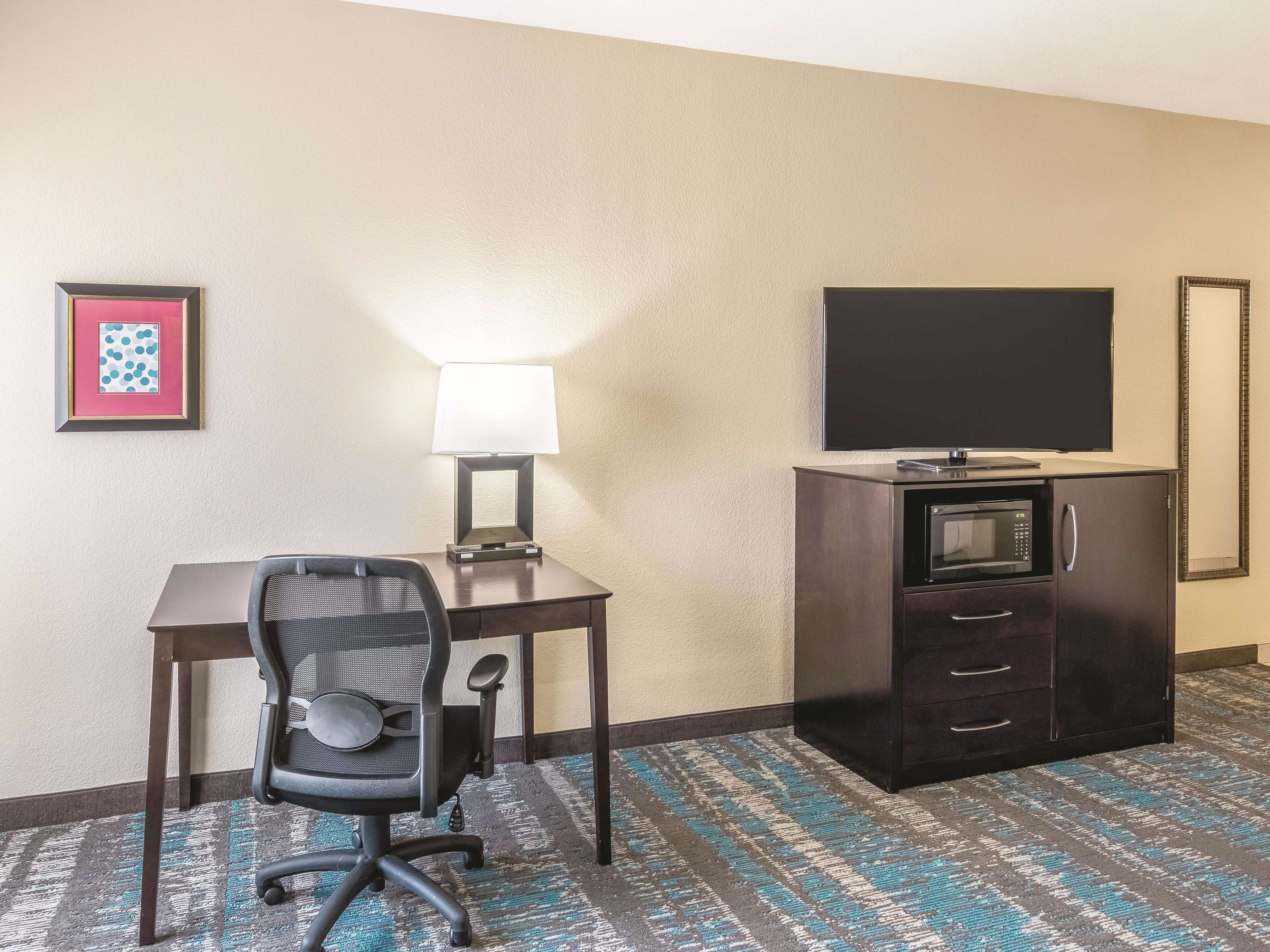 premium bedding, individually decorated, individually furnished, desk