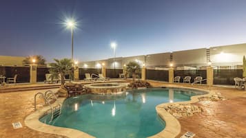 Piscina externa
