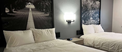 Habitación doble | Ropa de cama de alta calidad y decoración personalizada