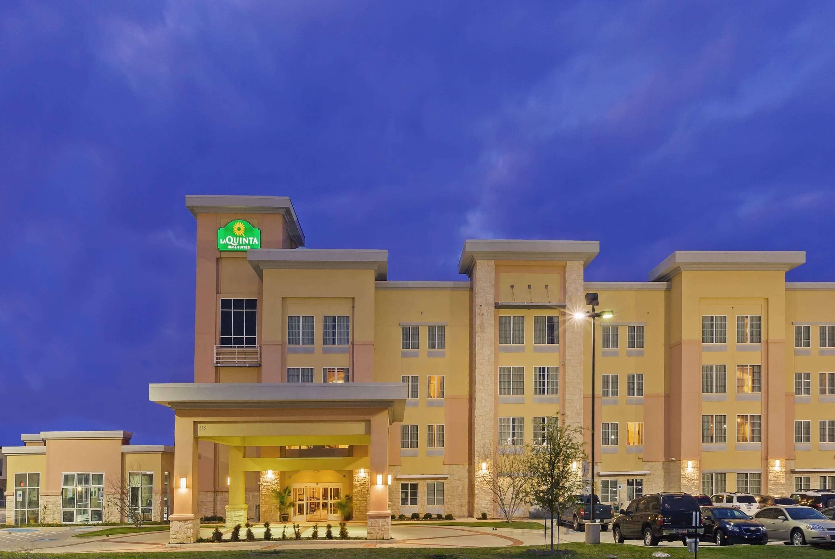 La Quinta Inn & Suites Burleson in Burleson, United States