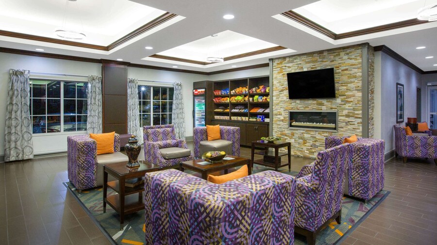 La Quinta Inn & Suites by Wyndham Tupelo