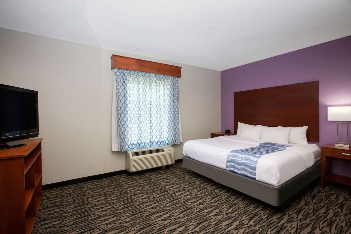 Premium bedding, desk, blackout curtains, iron/ironing board
