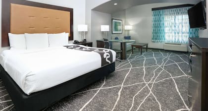 La Quinta Inn & Suites by Wyndham Little Rock - Bryant