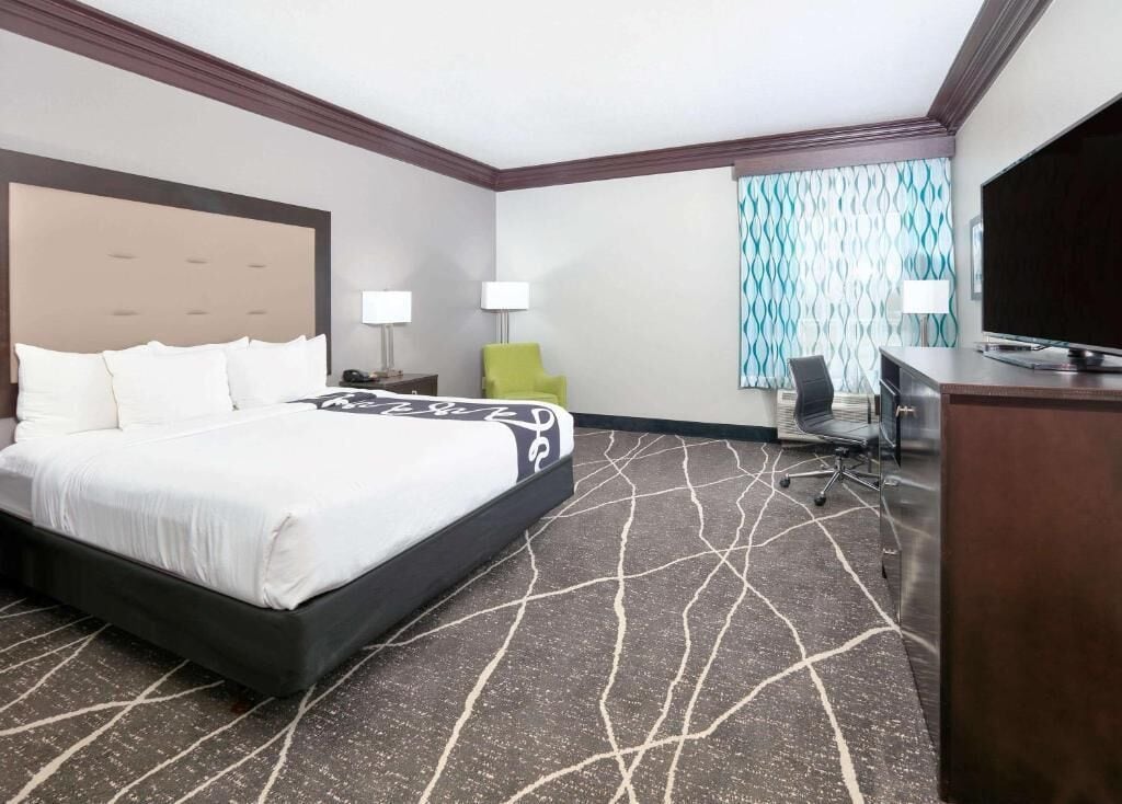 Premium bedding, individually furnished, desk, blackout drapes