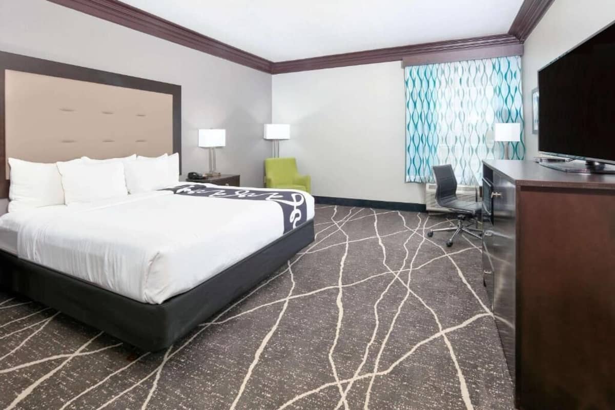 Premium bedding, individually furnished, desk, blackout drapes