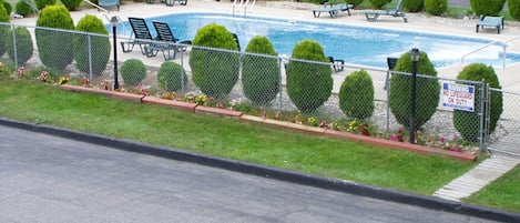 Seasonal outdoor pool