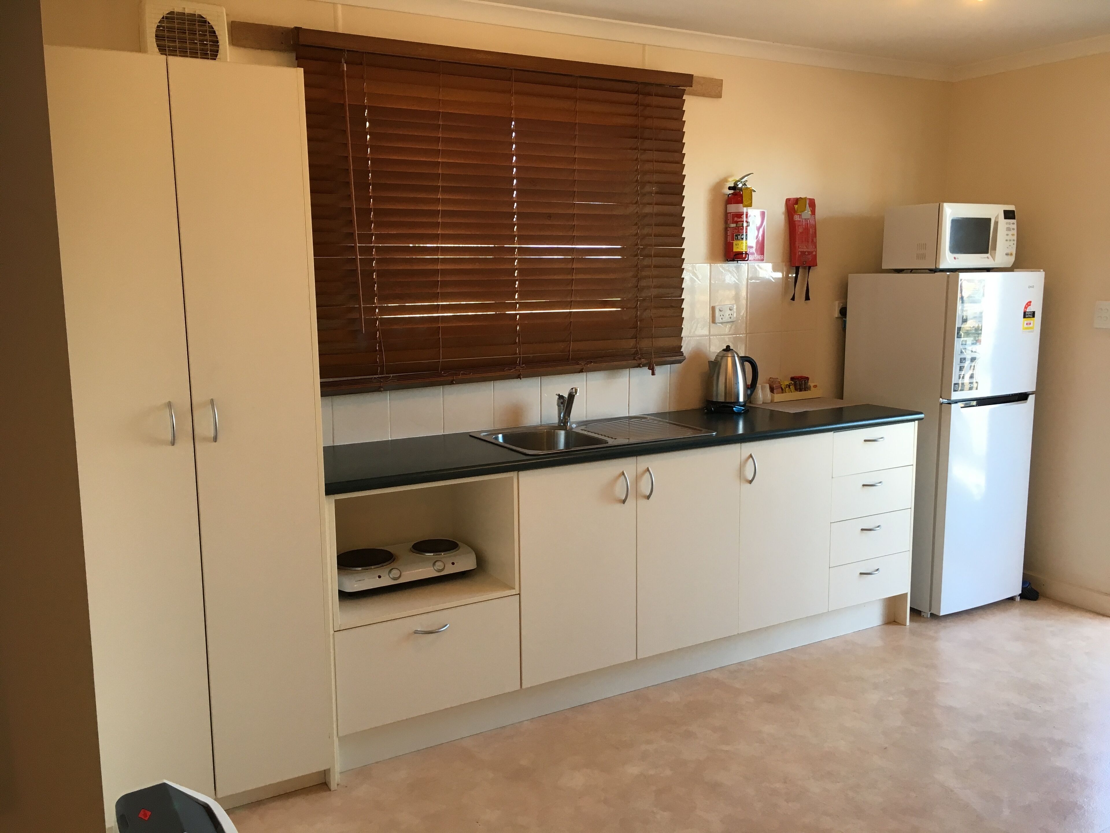 family cabin, 2 bedrooms | private kitchenette | fridge, microwave, electric kettle, cookware/dishes/utensils