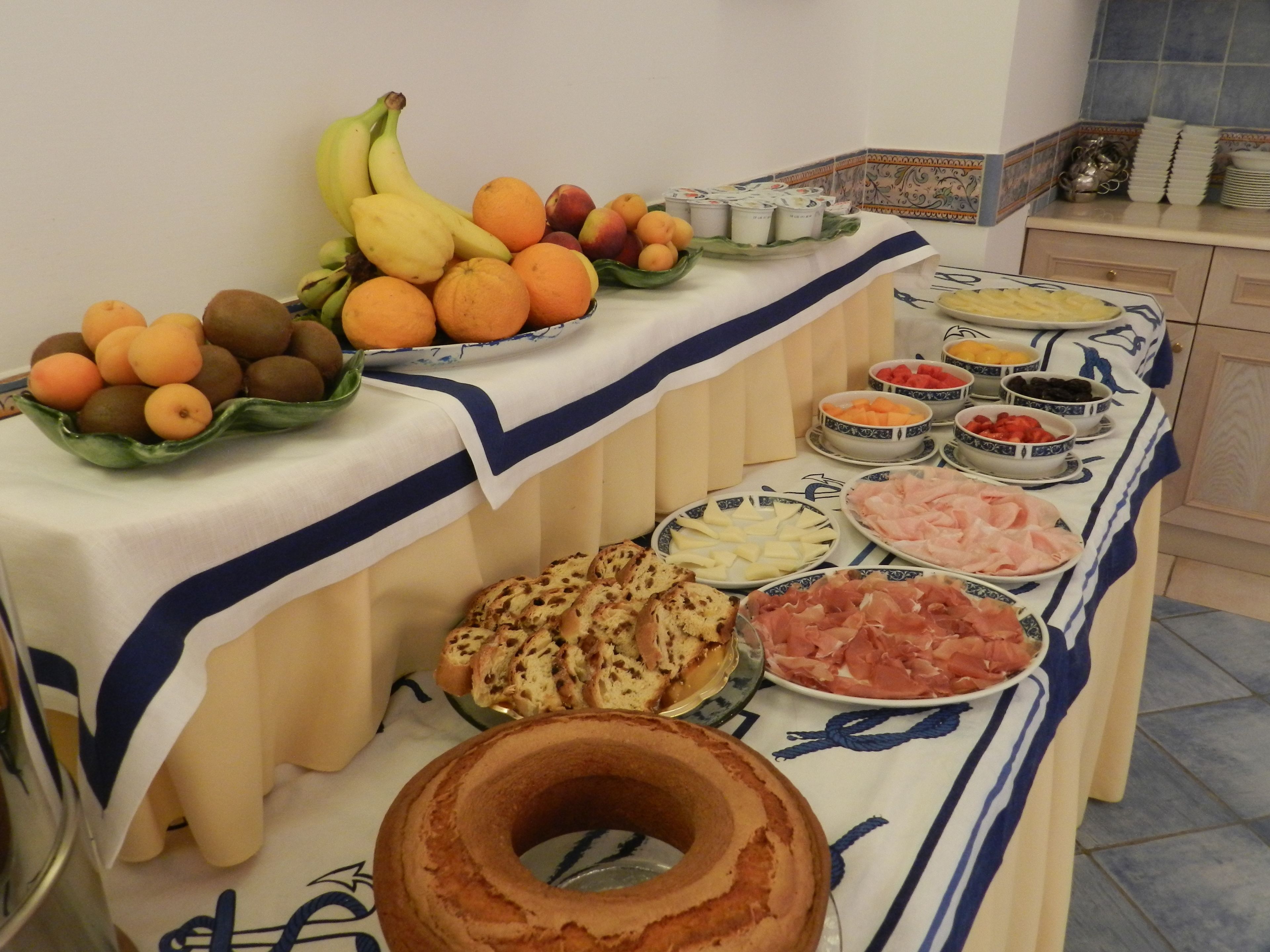 daily buffet breakfast (eur 15.00 per person)