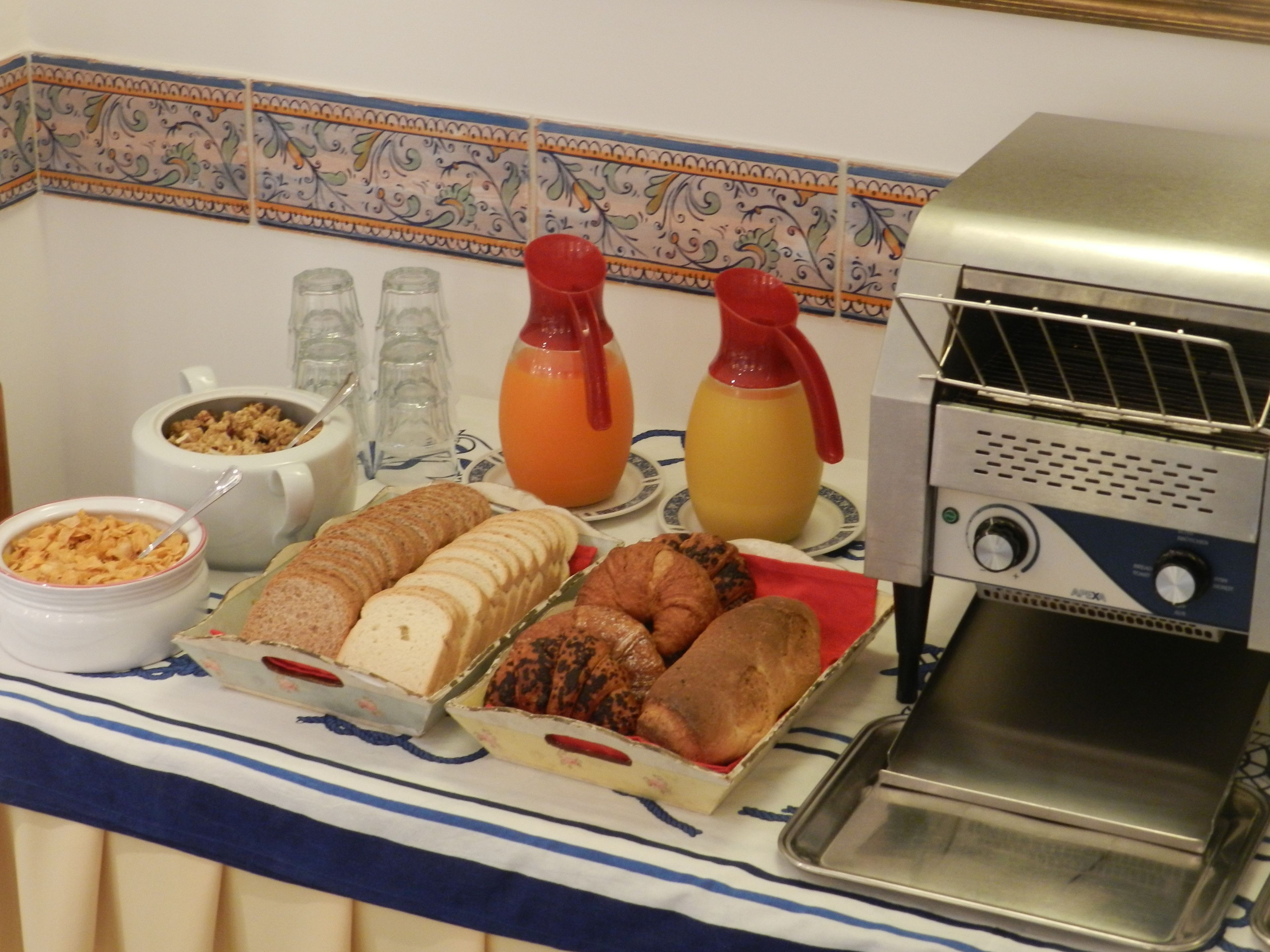 daily buffet breakfast (eur 15.00 per person)