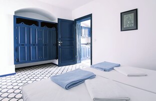 In-room safe, individually decorated, desk, free cots/infant beds