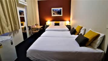 Family Room | In-room safe, desk, iron/ironing board, free WiFi