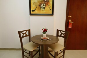 Fridge, coffee/tea maker, electric kettle