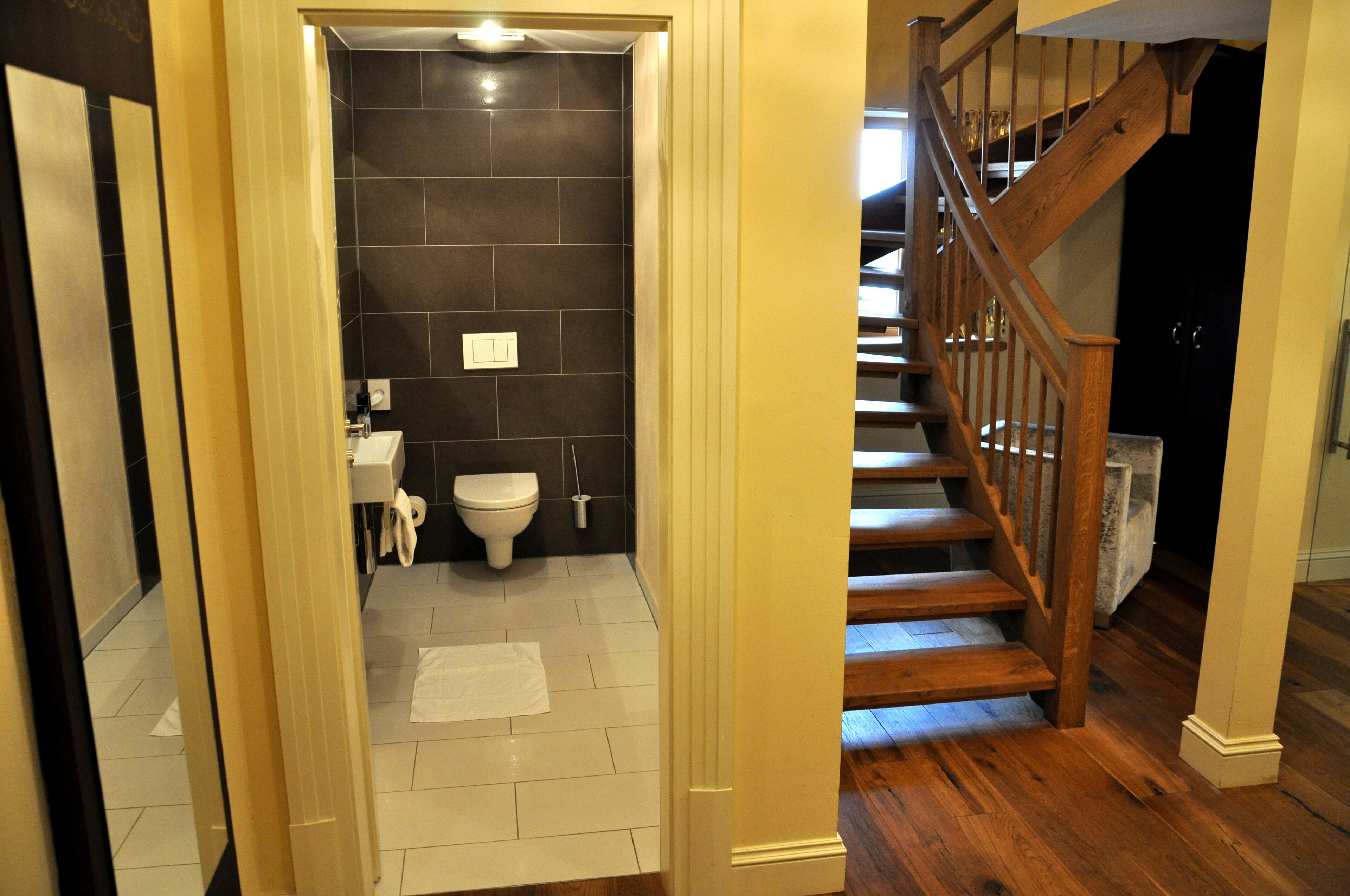 luxury suite, 2 bedrooms, mountain view | bathroom | free toiletries, hair dryer, bathrobes, slippers