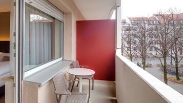 M Apartment | Ausblick vom Zimmer