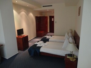 Room - Samaa Hotel (Bucharest)