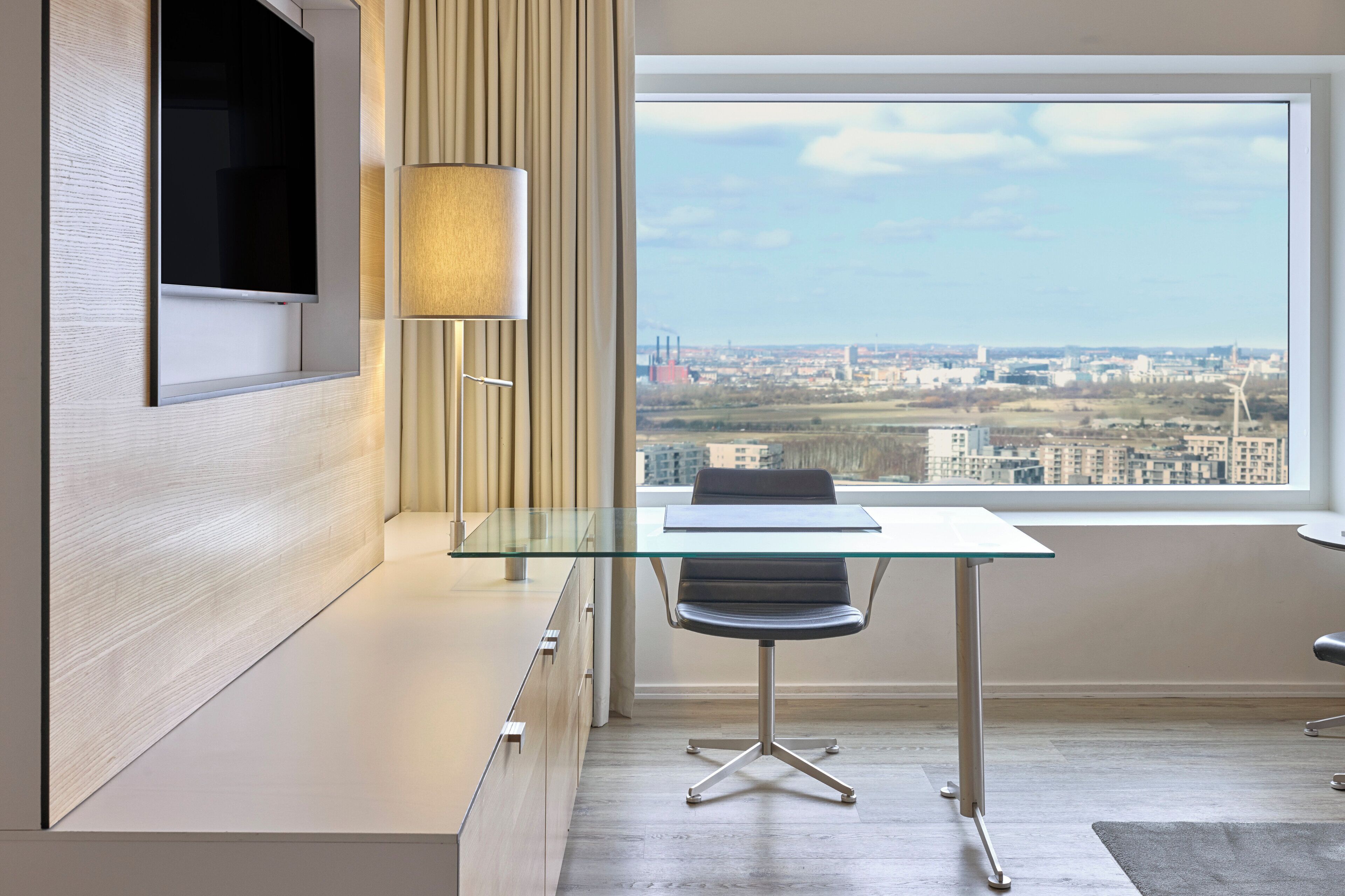 Minibar, in-room safe, desk, laptop workspace