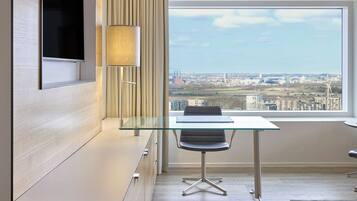 Minibar, in-room safe, desk, laptop workspace