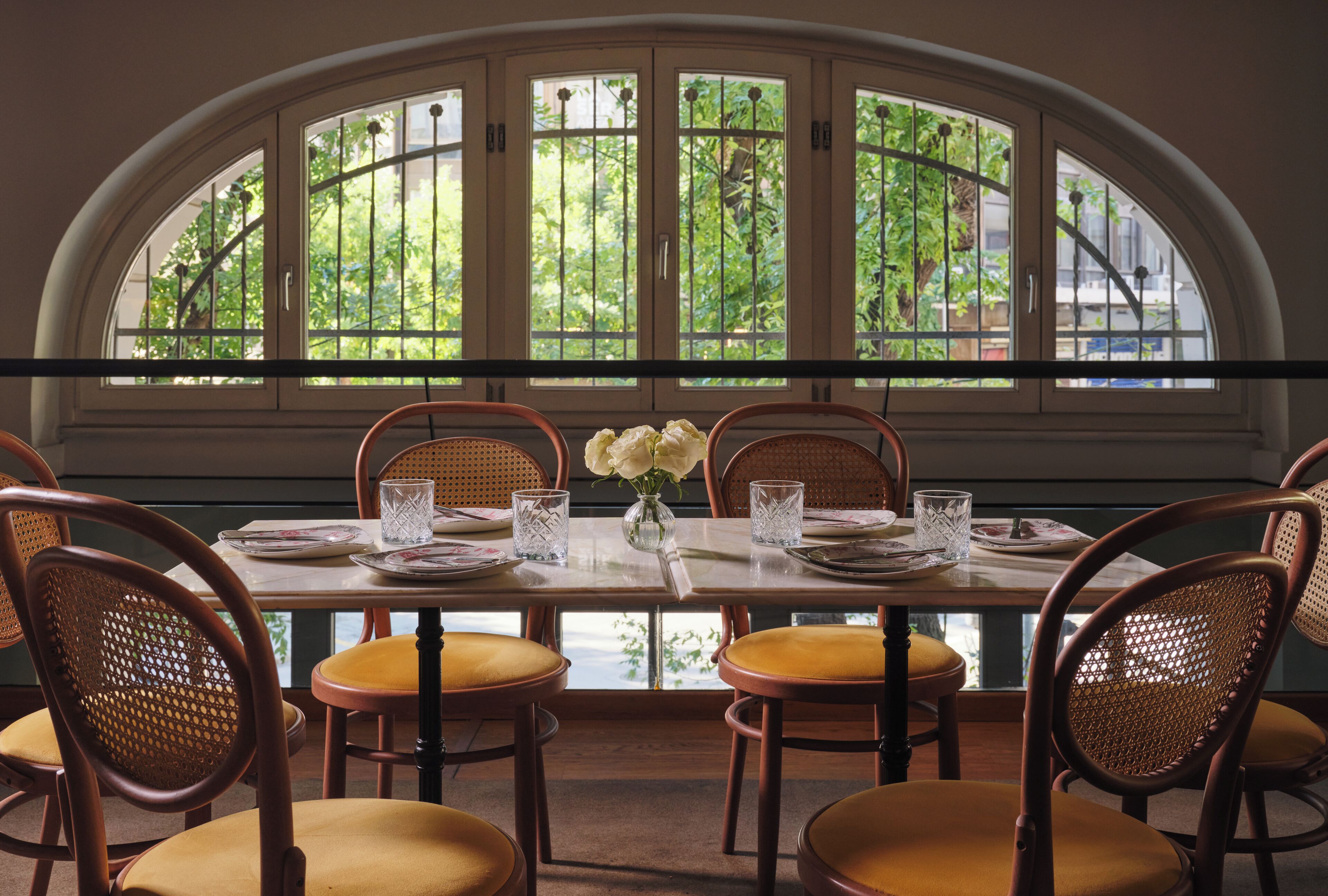 아침 식사, 점심 식사 및 저녁 식사 제공