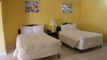 Premium-sengetøj, pengeskab på værelset, mørklægningsgardiner