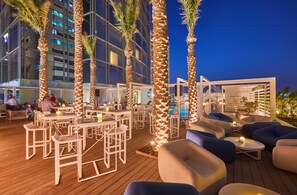 Terrace/patio - Media One Hotel Dubai (Dubai)