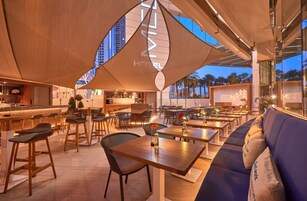 4 restaurants, breakfast, lunch, dinner served; international cuisine 