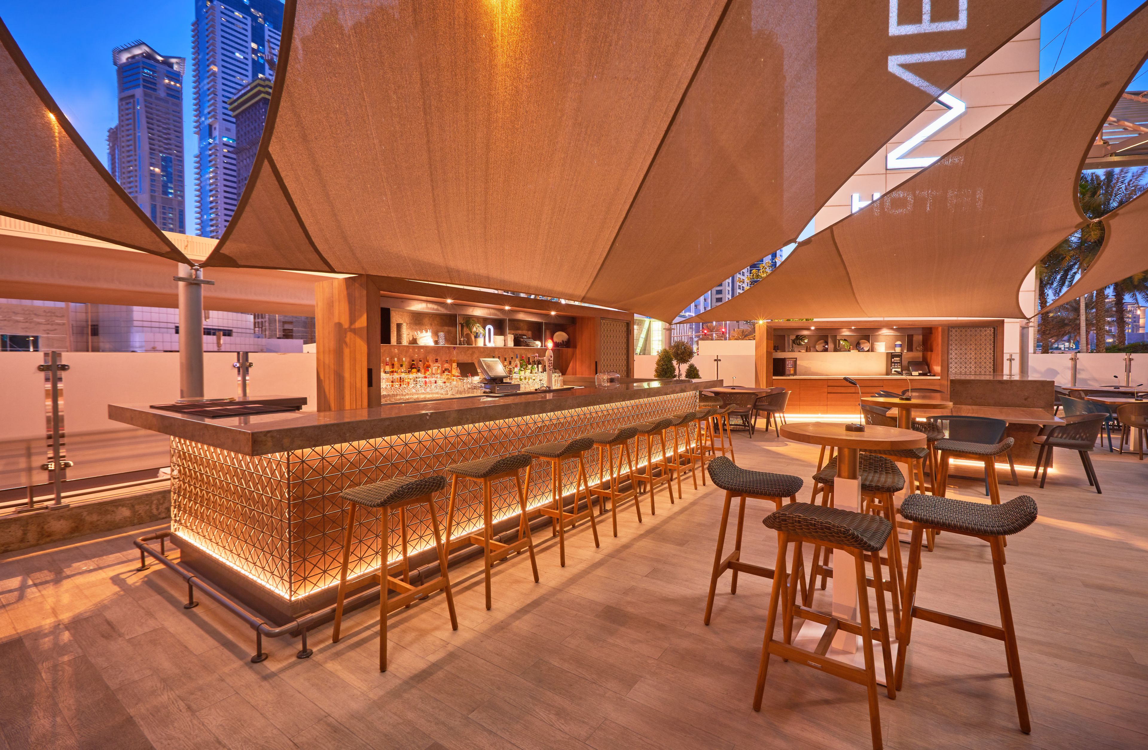 2 bars/lounges, poolside bar