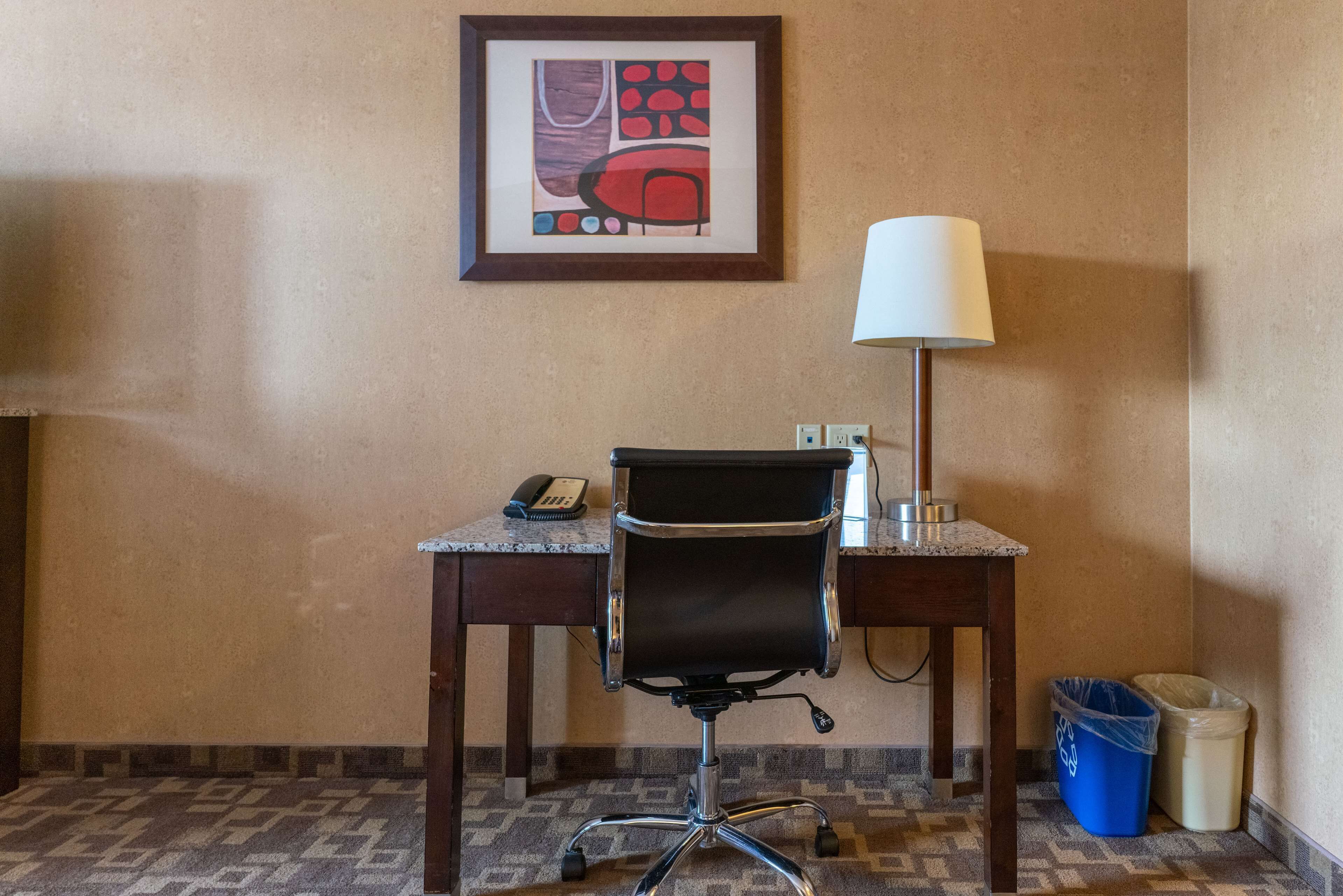 Foto - Best Western Plus South Edmonton Inn & Suites