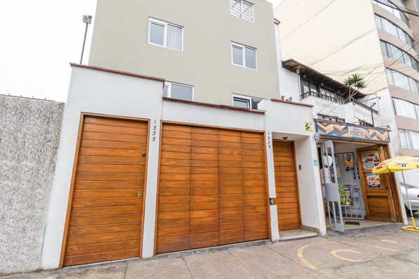 Fachada del alojamiento