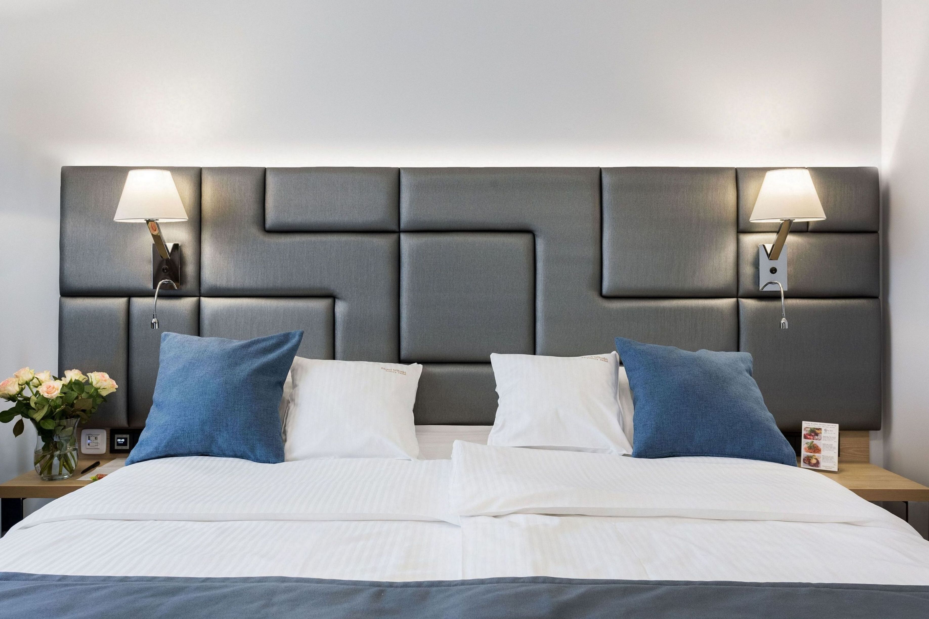 In-room safe, desk, laptop workspace, soundproofing