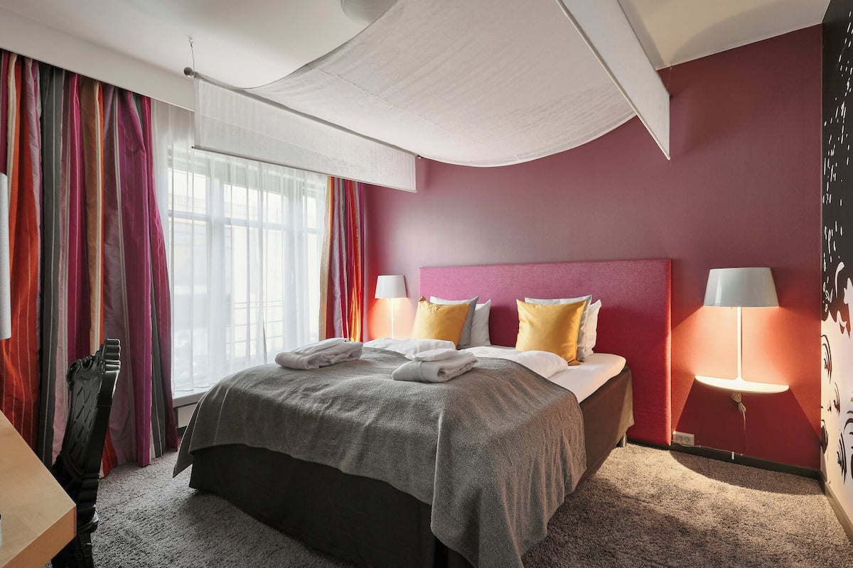 Coffres-forts dans les chambres, ameublement personnalisé