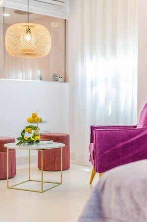 Deluxe Double Room | Iron/ironing board, free cribs/infant beds, free WiFi, bed sheets - Malia Mare (Hersonissos)