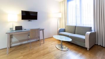 Family Room (Four | Superior) | In-room safe, desk, blackout drapes, bed sheets