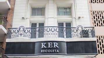 Fachada de la propiedad
